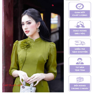 Áo dài truyền thống màu xanh rêu gắn hoa hồng xanh Lamia xinh xắn, điệu đà