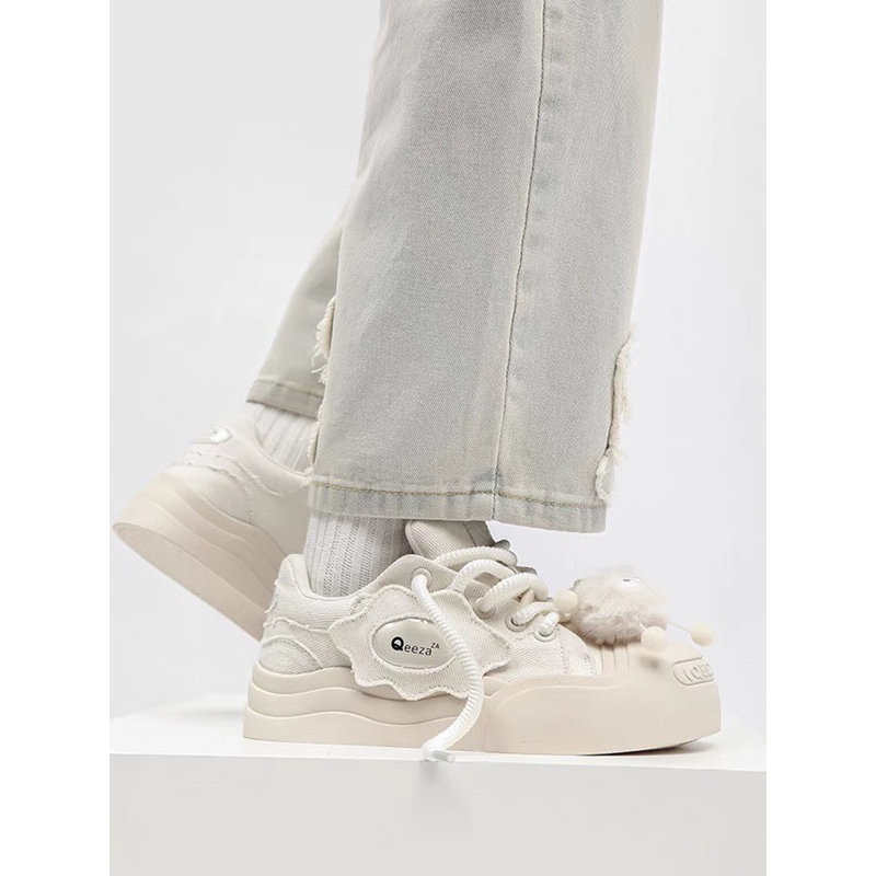 Giày thể thao phối hình chibi siêu xinh