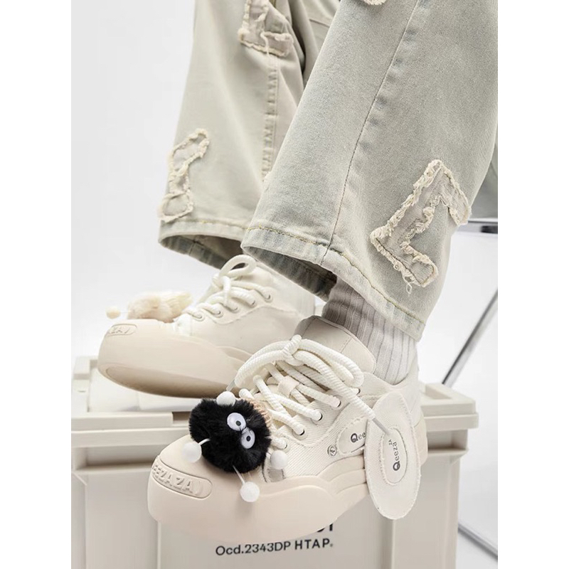 Giày thể thao phối hình chibi siêu xinh