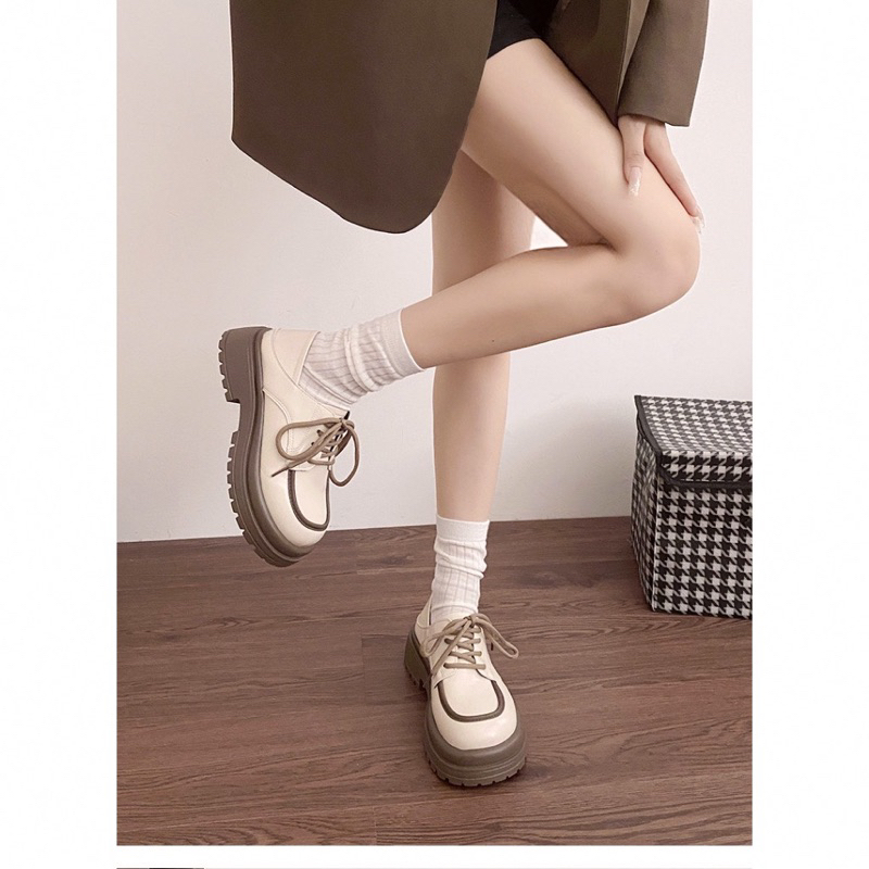 Giày oxford buộc dây đế nâu hai màu đen trắng phong cách trẻ trung năng động