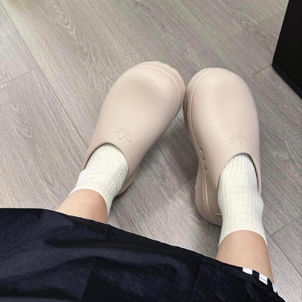 Sục Adidas Adifom Stansmith Mule mang siêu tiện lợi, chống trơn trượt chính hãng sale