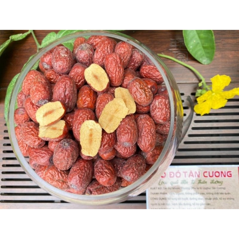 Táo Hoà Điền Tân Cương loại ngon, da căng bóng