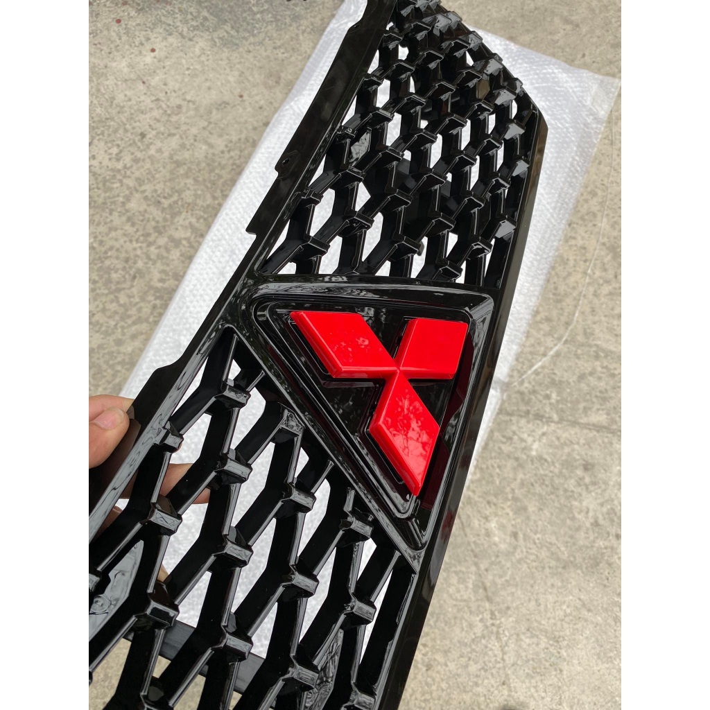 Mặt ca lăng Xpander 2018,2019,2020,2021