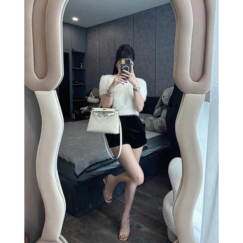 Áo Lông Ngắn Trắng Kem QC