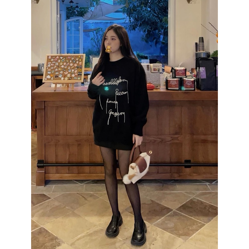 Áo len sweater thêu chữ