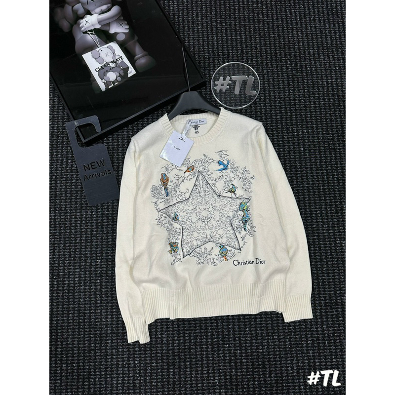 Áo Len Dài Tay Thêu Con Vẹt Ngôi Sao Siu Cấp