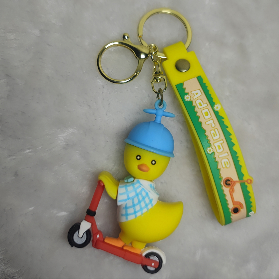 Móc khóa hình gấu dâu móc khóa lấp lánh nước móc chìa khóa ô tô xe máy móc balo cặp sách cute siêu đẹp dễ thương