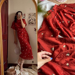 Đầm sườn xám đũi thêu hai lớp hoa đỏ dáng ôm nhún eo mặc lễ, Tết, cưới hỏi (ảnh thật tự chụp)