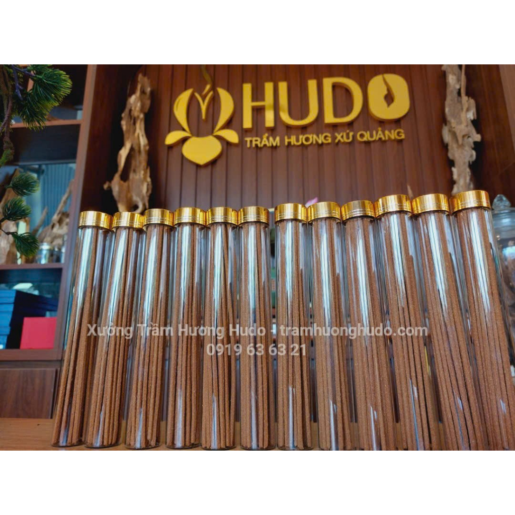 QUE/THANH TRẦM HƯƠNG VIP TRẦM NÚI TỰ NHIÊN