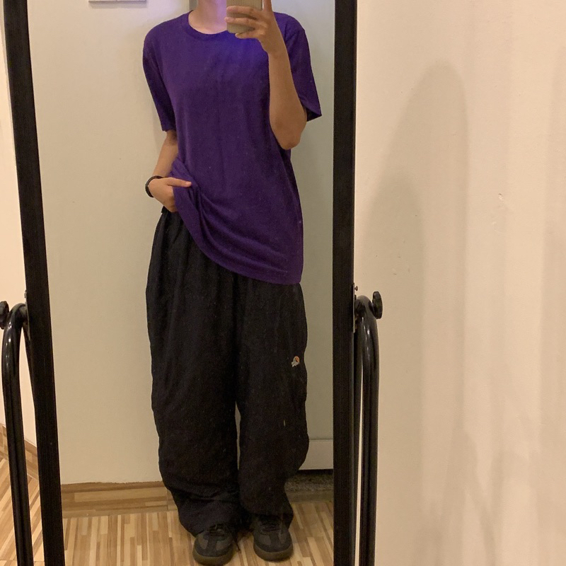 Pass áo Uniqlo tím như mới 2hand