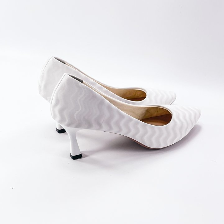 Giày Cao Gót Chính Hãng 2Tfashion Feet, Da 3D Hình Sóng,Mũi Nhọn, Gót 7 Phân, -BĐG0018