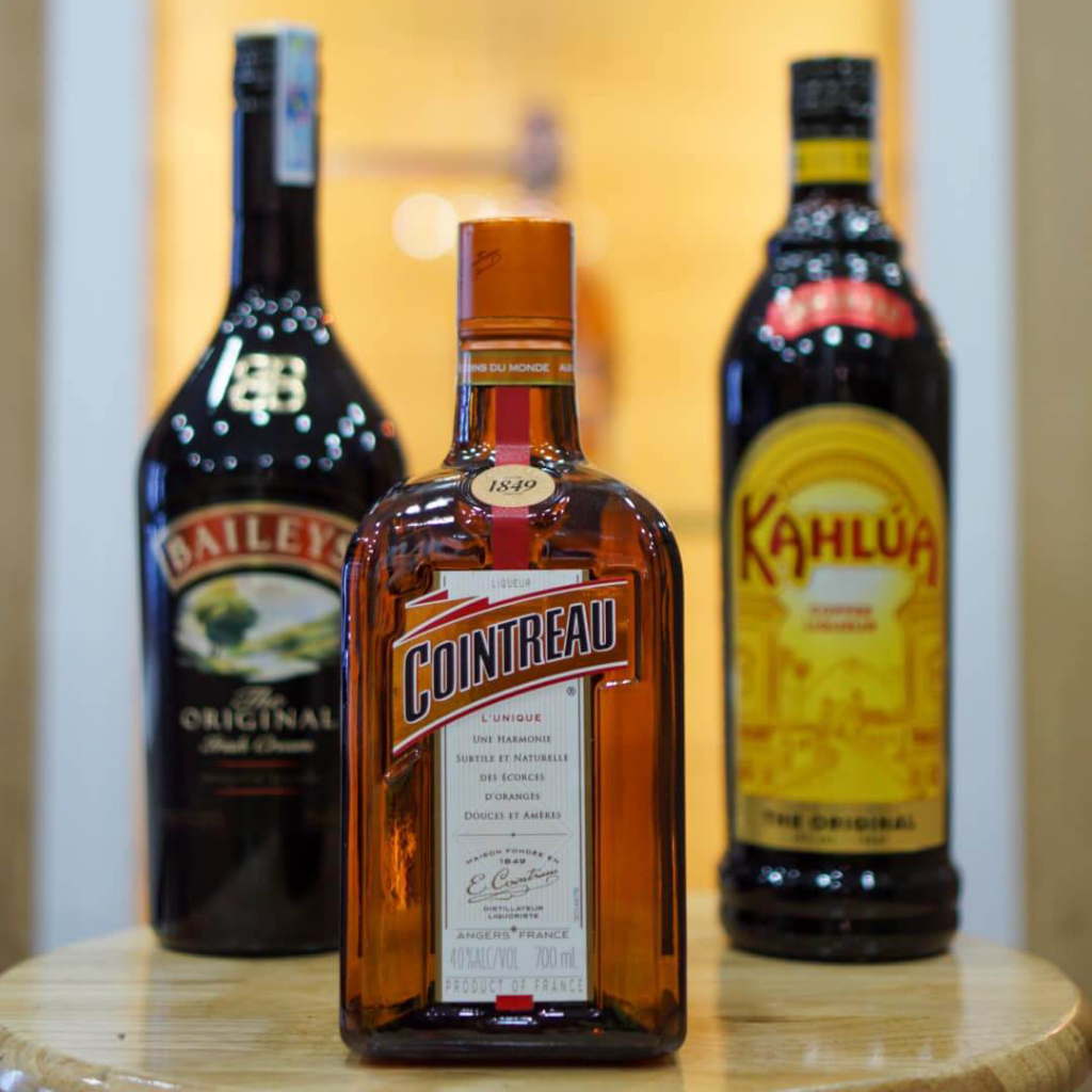 Combo 3 món KAHLUA, COINTREAU, BAILEYS làm cocktail B52 huyền thoại