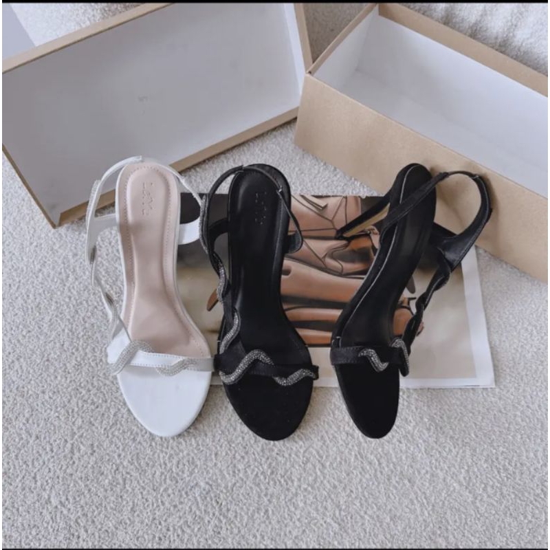 🦩🦩🦩SANDAL GÓT ĐÁ