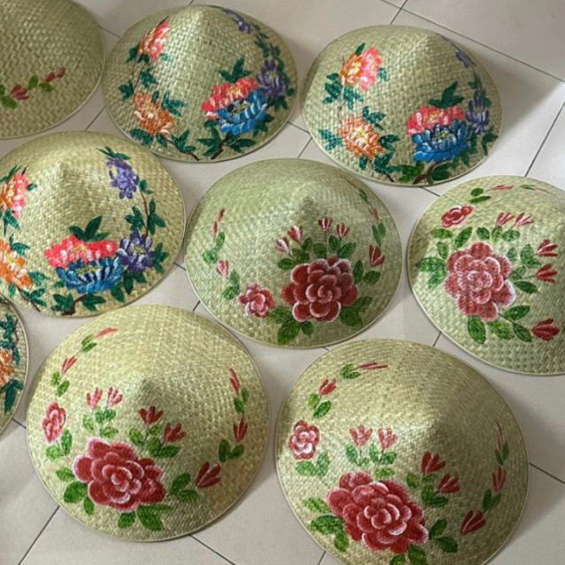 Nón cỏ bàng hoa hồng