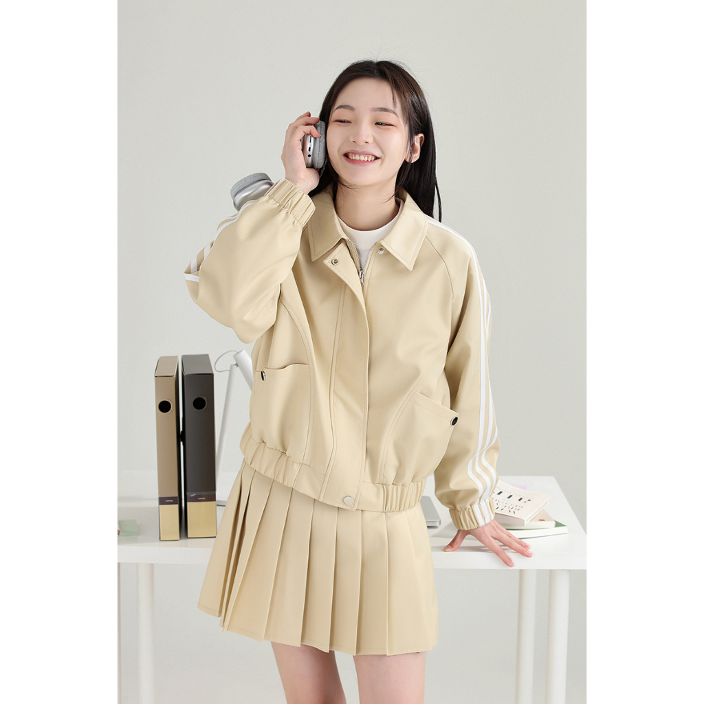 [Shop phụ áp mã] Áo khoác DESSUU phối tay kẻ trắng phong cách thể thao DESU 2023 bộ áo khoác (DESSUU