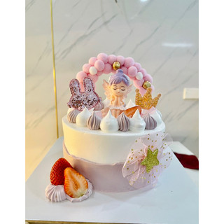 Bánh sinh nhật cho bé gái