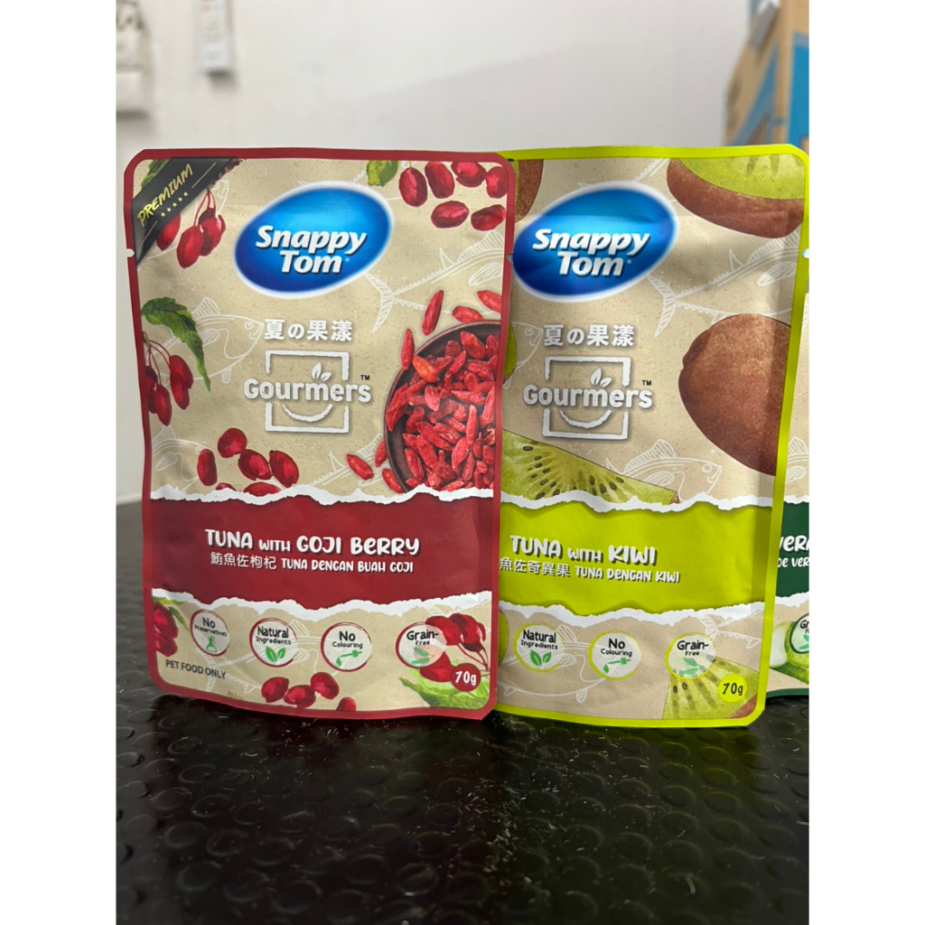 Pate cho mèo Snappy Tom trái cây bổ xung thêm hoa quả và chất xơ gói 70g