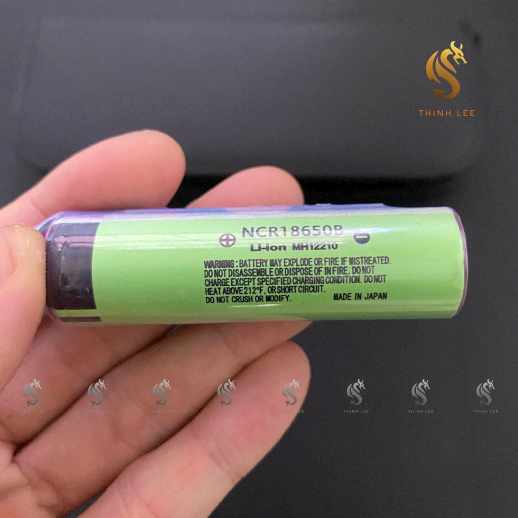 Pin Lithium Li-ion 18650 Panasonic có mã QR code 3400mAh Nhật, có mạch bảo vệ