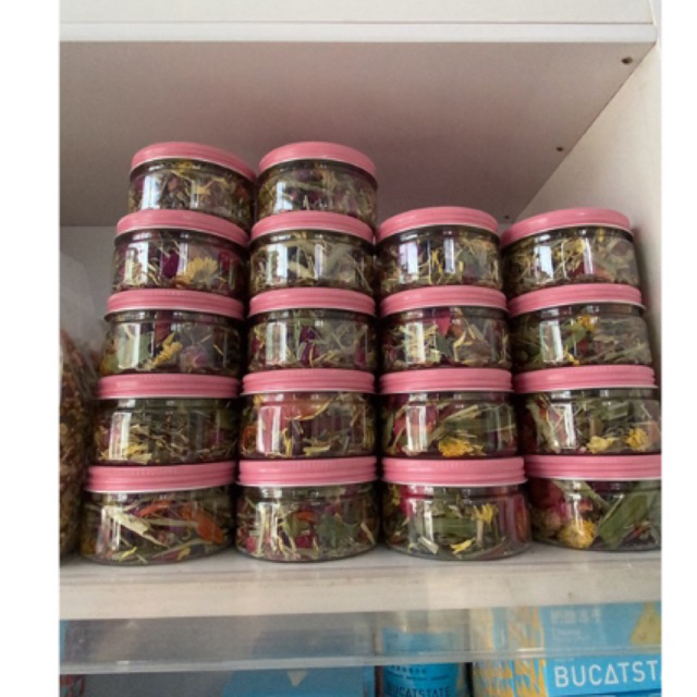 Hủ 10 Loại hoa và Thảo mộc cho thú cưng