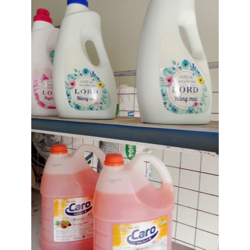 Nước giặt Lord gold 10kg.  e có ship từ tiên lãng ra cầu niệm ak. em sẽ tặng kèm hàng khi mua từ 2sp ạ