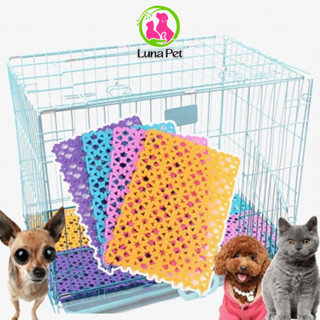 Tấm nhựa lót chuồng chó mèo - Tấm lót sàn chuồng chuồng thú cưng kích thước 20*30 cm