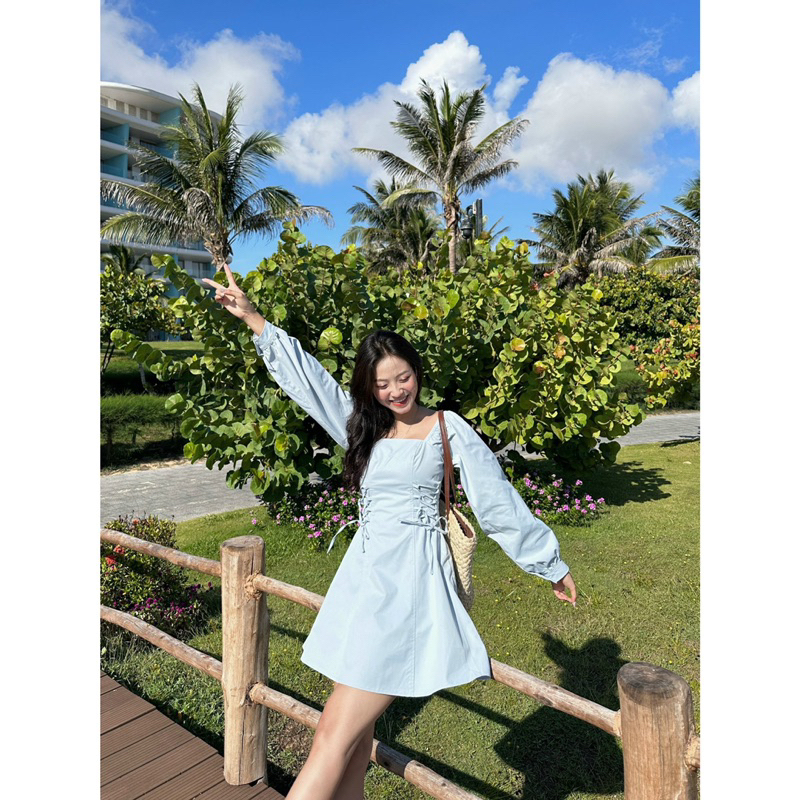 Đầm - Cổ Vuông - Đan Dây 2 Bên Eo - Tay Dài