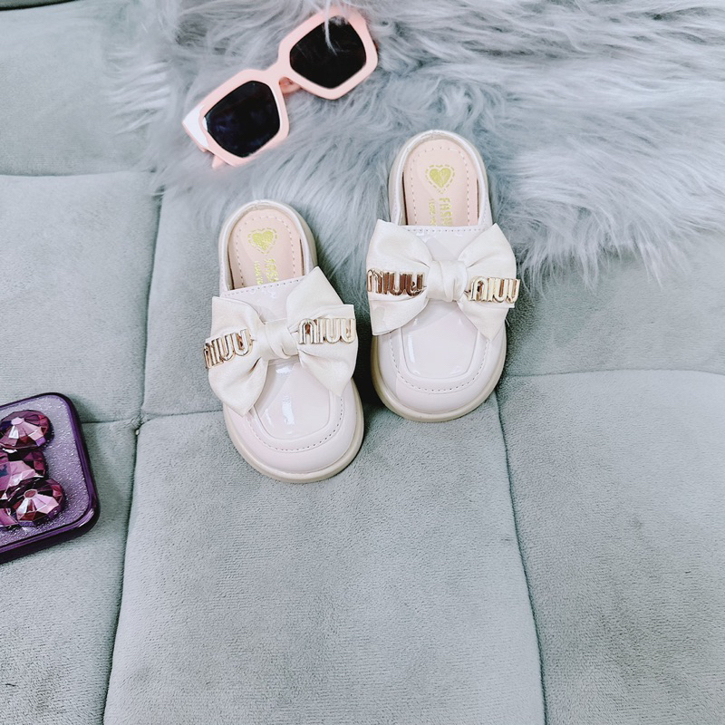 Dép Sục da bóng from đế đốc - Mềm êm cho bé gái