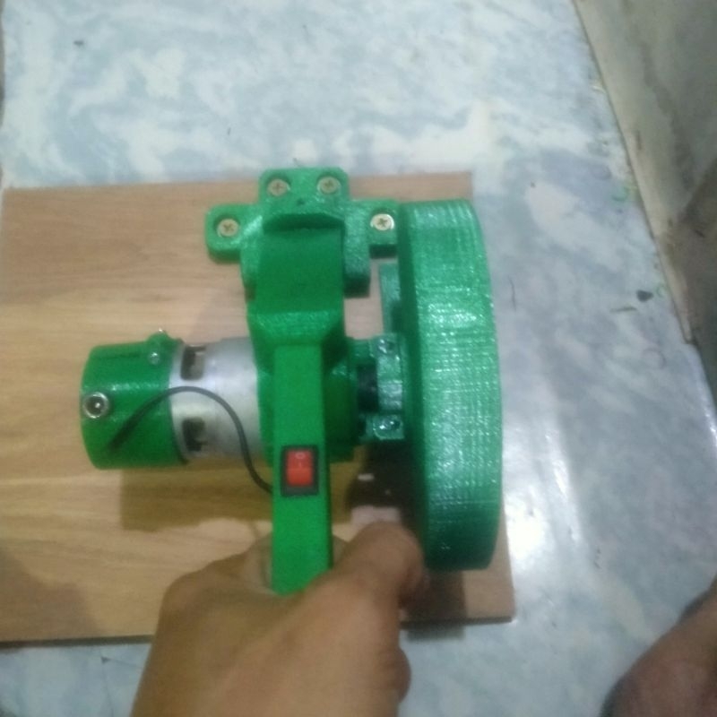 Máy cắt bàn mini DIY sử dụng motor 775 12VDC - In 3D chất liệu PETG