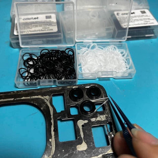 ZOON Cao Su Nịt Mắt Viền Cam