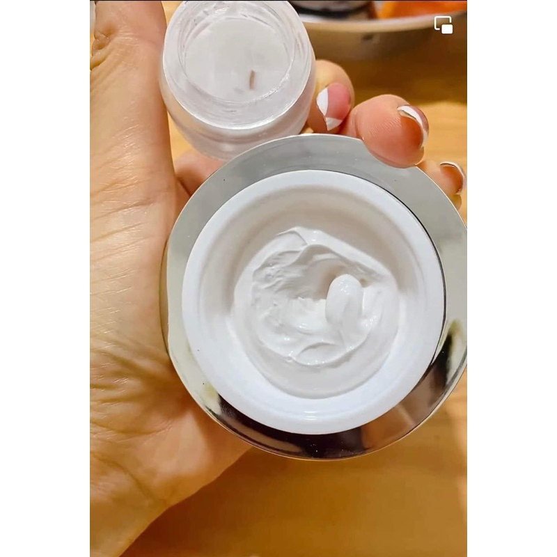 Kem sen tuyết  chính hãng Almonds