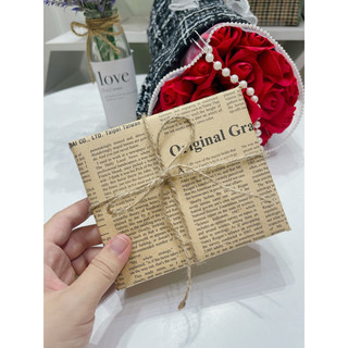 Gói quà giấy kraft retro đơn giản