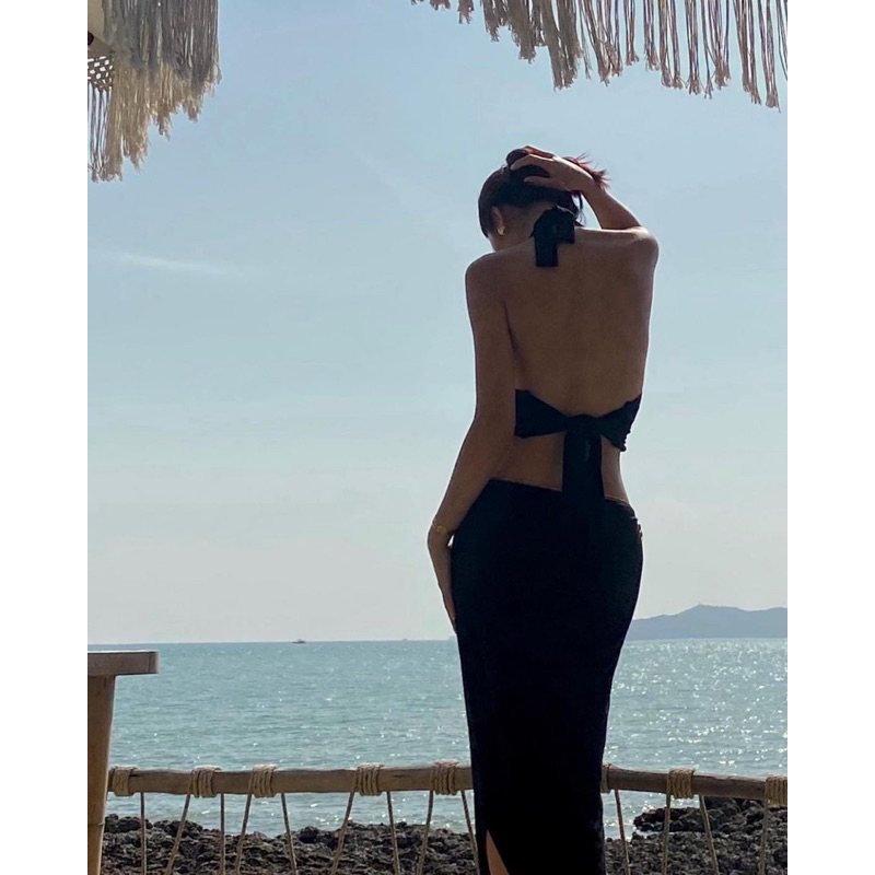 Set Áo + Chân váy đen cạp trễ