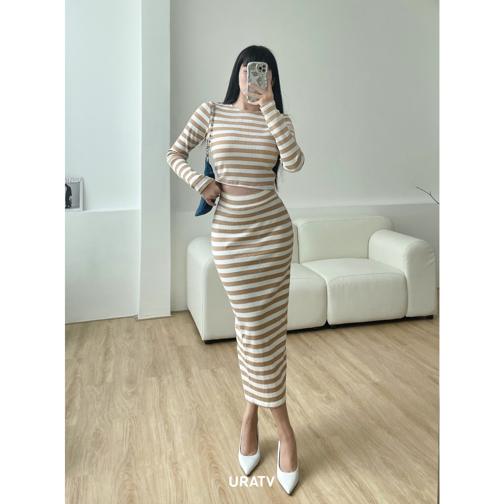 Set chân váy và áo cổ tròn kẻ dáng dài thun gân co giãn URATV