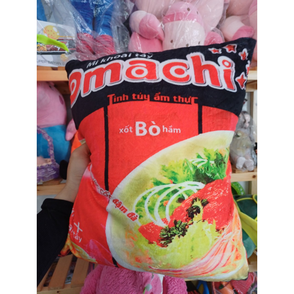 Gối nghỉ trưa in hình gói mì  và snack
