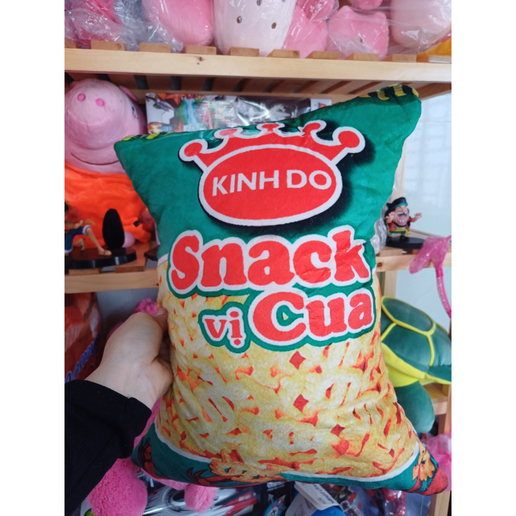 Gối nghỉ trưa in hình gói mì  và snack