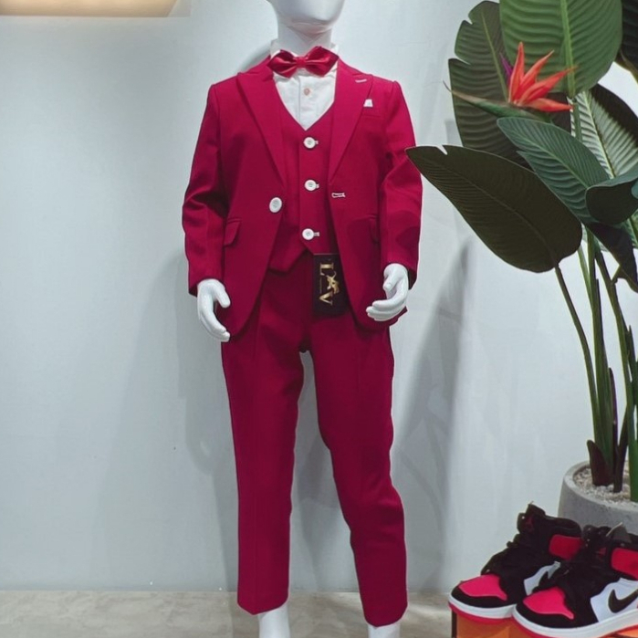 Cho thuê Vest trẻ em màu đỏ