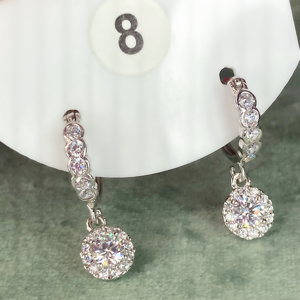 Bông tai bạc ý xi kim số 8, đá CZ Moissanite 4 mm