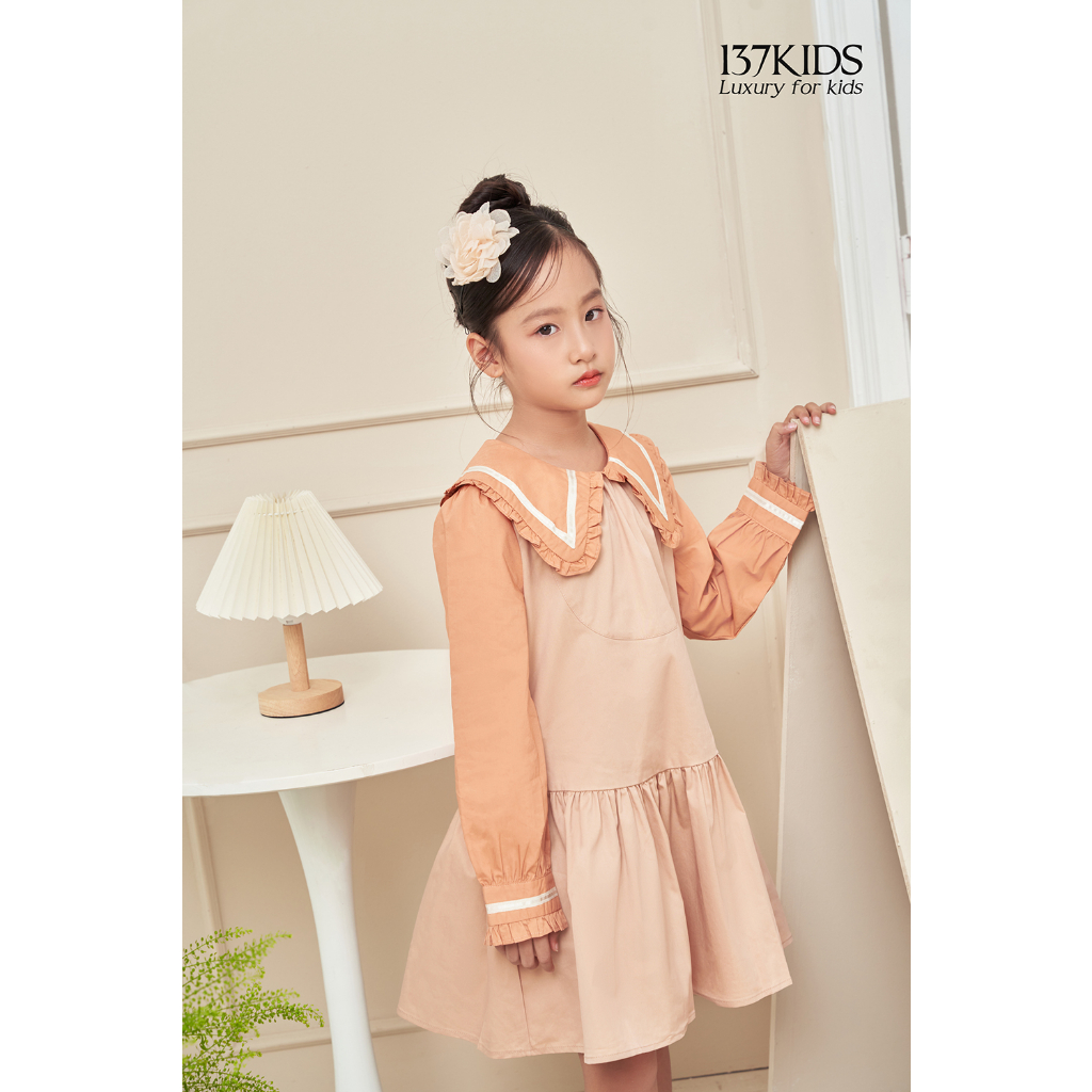 Váy dài tay bé gái 137Kids thiết kế cổ cam VTKDT10