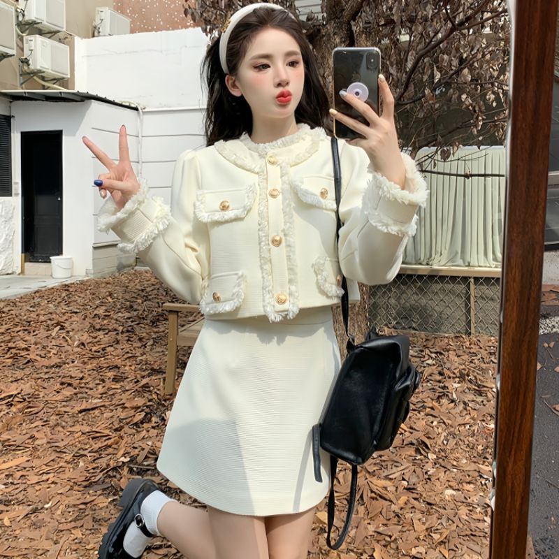 Set Bộ Áo Dạ Dài Tay Croptop Mix Chân Váy Ngắn Chữ A Thanh Lịch Tesoro Clothes