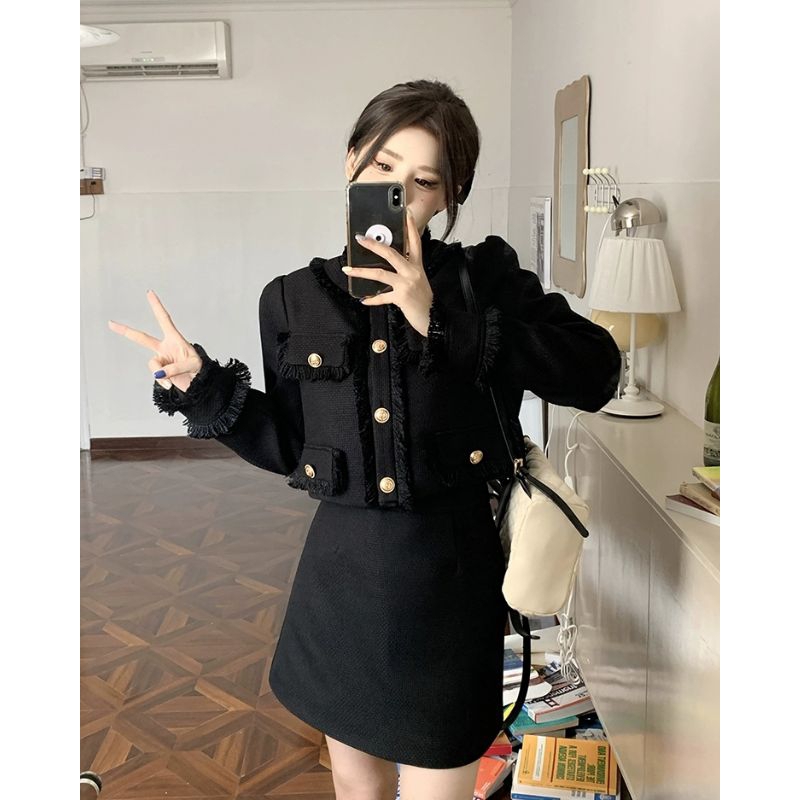 Set Bộ Áo Dạ Dài Tay Croptop Mix Chân Váy Ngắn Chữ A Thanh Lịch Tesoro Clothes