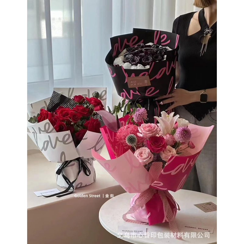 20 tờ giấy gói hoa chứ Love