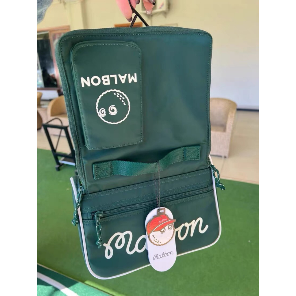 Túi cầm tay Malbon, vải mềm, thiết kế thanh lịch, thể thao
