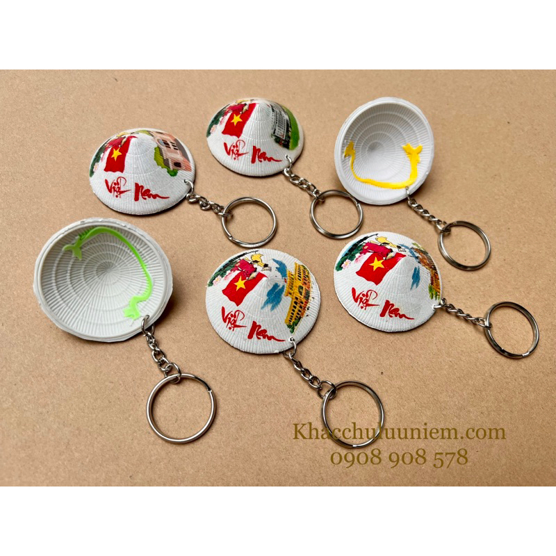 Móc khóa nón trắng cảnh Hồ Chí Minh