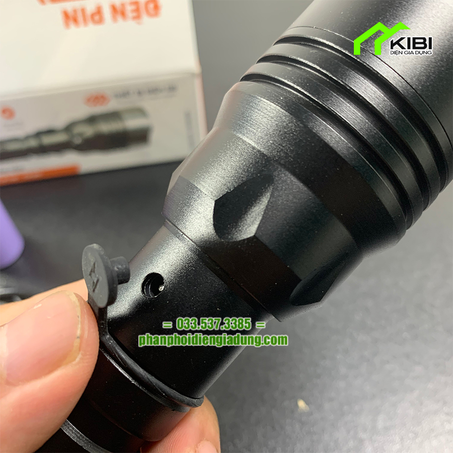 Den pin sieu sang, đèn pin chống nước G8 - 569