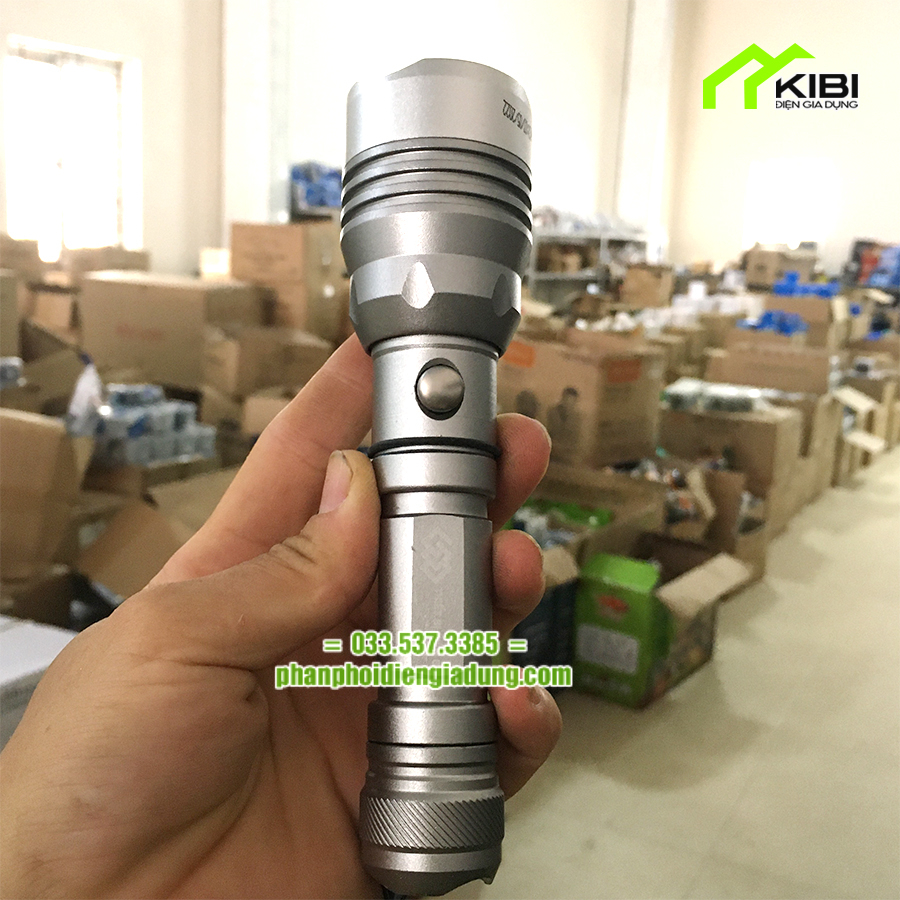 Den pin sieu sang, đèn pin chống nước G8 - 569