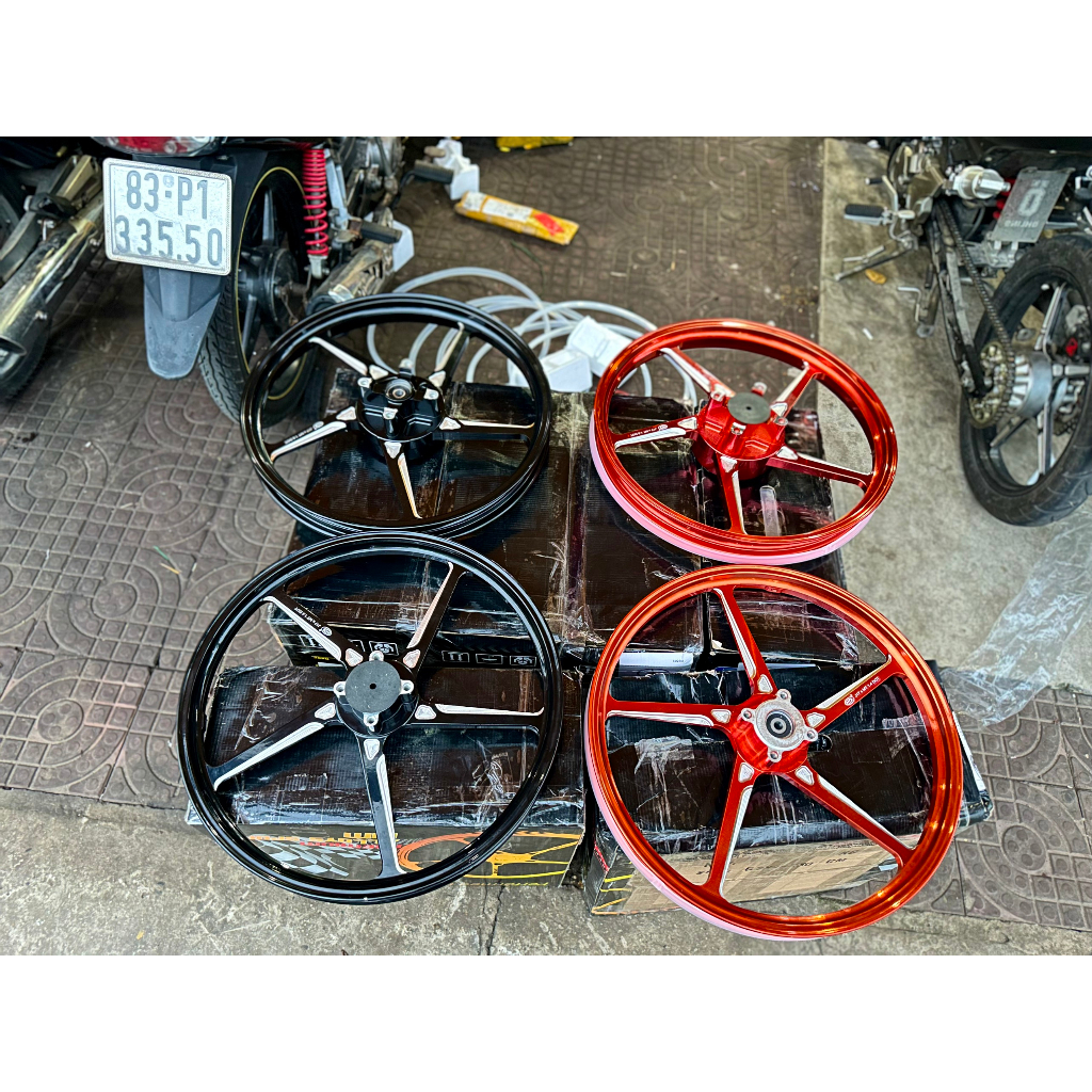 Mâm CNC 5 cay xéo Exciter 135 Yaz Lắp đặt Như zin