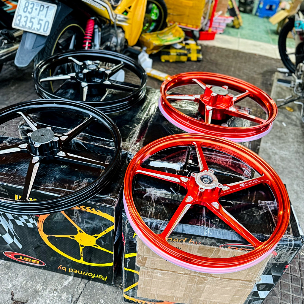 Mâm CNC 5 cay xéo Exciter 135 Yaz Lắp đặt Như zin