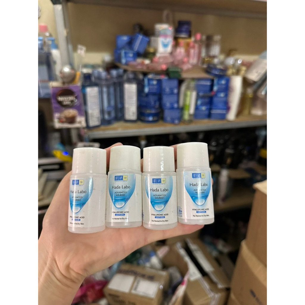 Dung dịch dưỡng ẩm trắng da Hada labo -Hàng tặng 20ml