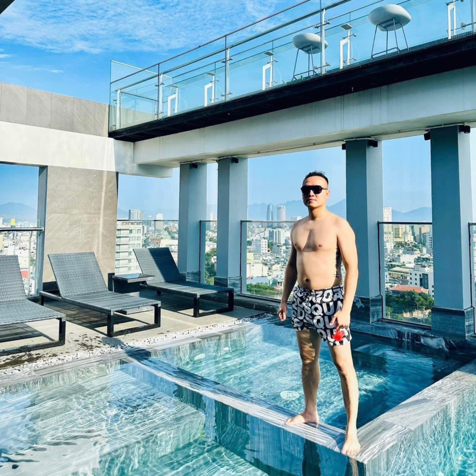 Quần Short DSQ2 Hoạ Tiết Chữ Monogram Hình Lá Phong Đỏ Cạp Chun - Quần Đùi Boy Phố Trend Năm Nay - bich_shop1807 QG010