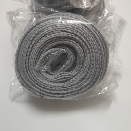 Ruy băng đuôi cá gói hoa